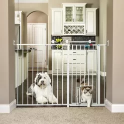Carlson Maxi Extra-Large Walk-Thru Pet Gate, 13 Ft.