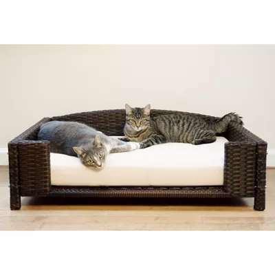 Iconic Pet Rattan Indoor/Outdoor Rectangular Pet Bed 4 Iconic Pet Rattan Indoor/Outdoor Rectangular Pet Bed - Image 4