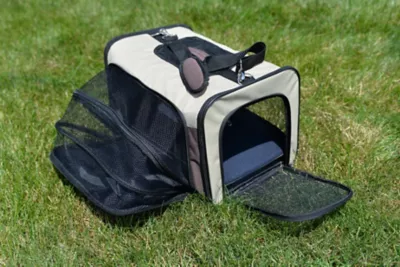 Armarkat Airline Approved Pet Carrier, 4 Sides Expandable Cat Carrier With Fleece Pad For Cats, Puppy And Small Dogs 5 Armarkat Airline Approved Pet Carrier, 4 Sides Expandable Cat Carrier With Fleece Pad For Cats, Puppy And Small Dogs - Image 5