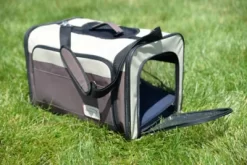 Armarkat Airline Approved Pet Carrier, 4 Sides Expandable Cat Carrier With Fleece Pad For Cats, Puppy And Small Dogs 11 Armarkat Airline Approved Pet Carrier, 4 Sides Expandable Cat Carrier With Fleece Pad For Cats, Puppy And Small Dogs -Pet Supply Store 1317648 A5