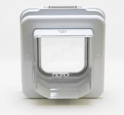 Cat Mate Elite Microchip And I.D. Disc Cat Door With Timer Control, 4 In. Wall Liner 4 Cat Mate Elite Microchip And I.D. Disc Cat Door With Timer Control, 4 In. Wall Liner - Image 4