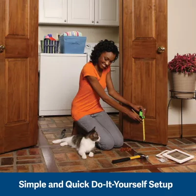 PetSafe Interior 2-Way Locking Cat Door 4 PetSafe Interior 2-Way Locking Cat Door - Image 4